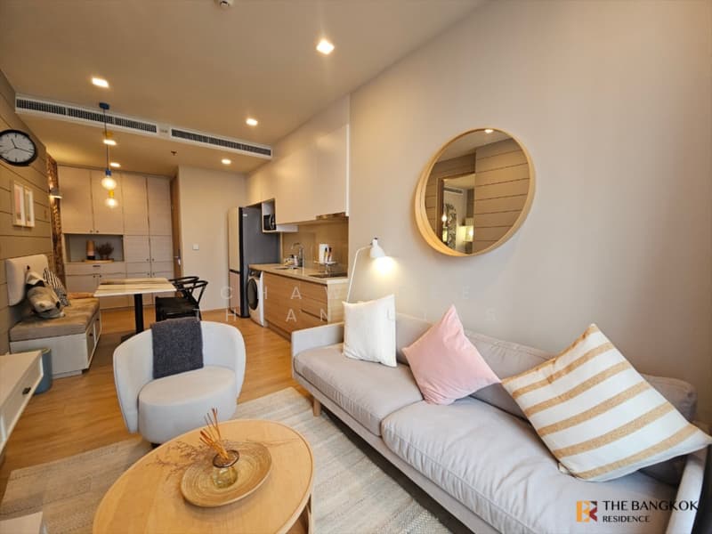 Noble Around Sukhumvit 33 · gallery 2