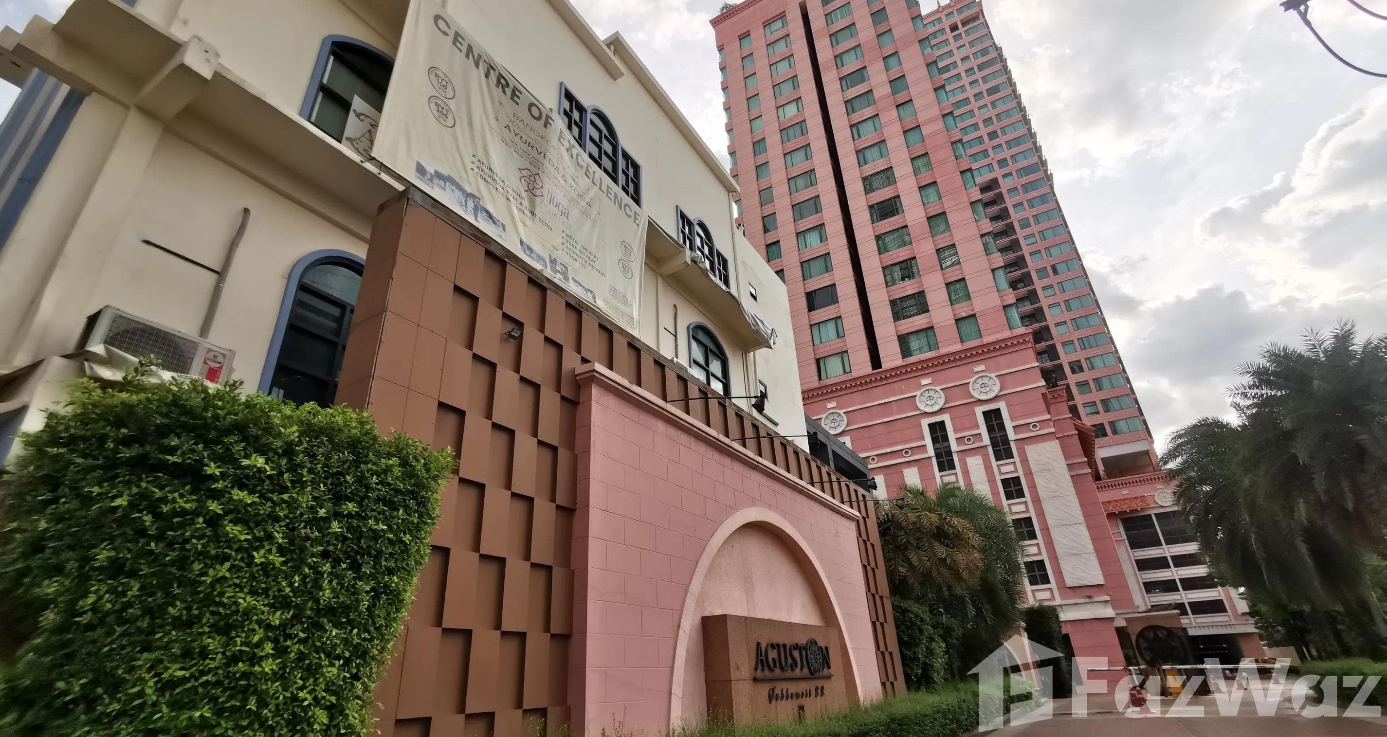 The Aguston Sukhumvit 22 · 2-bed resale · Bangkok